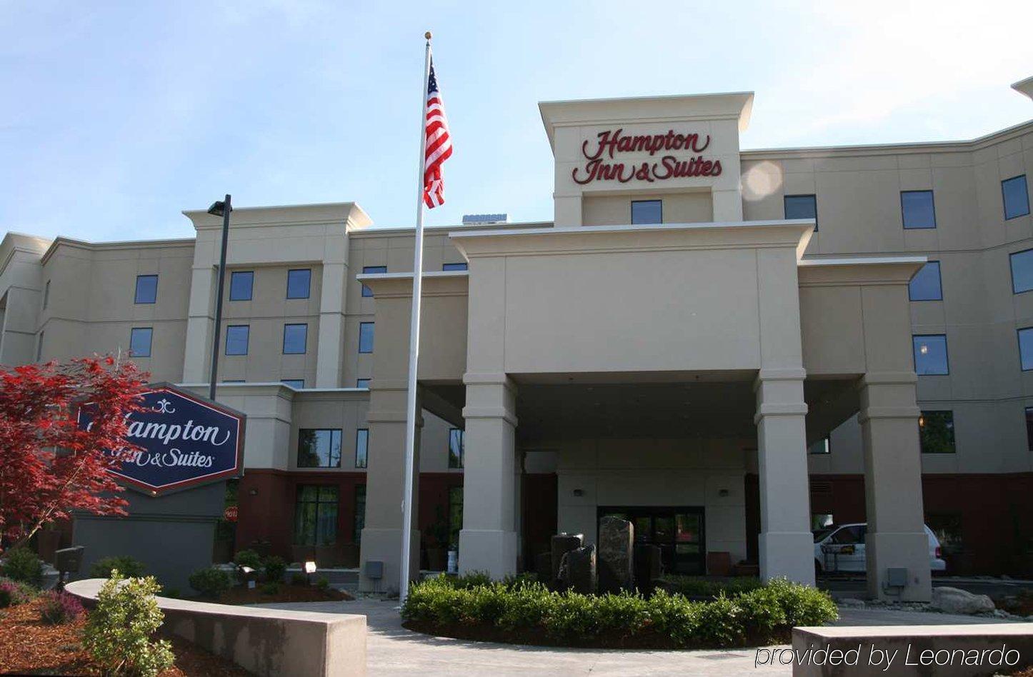 Hampton Inn And Suites Seattle - Airport / 28Th Avenue SeaTac Exterior photo